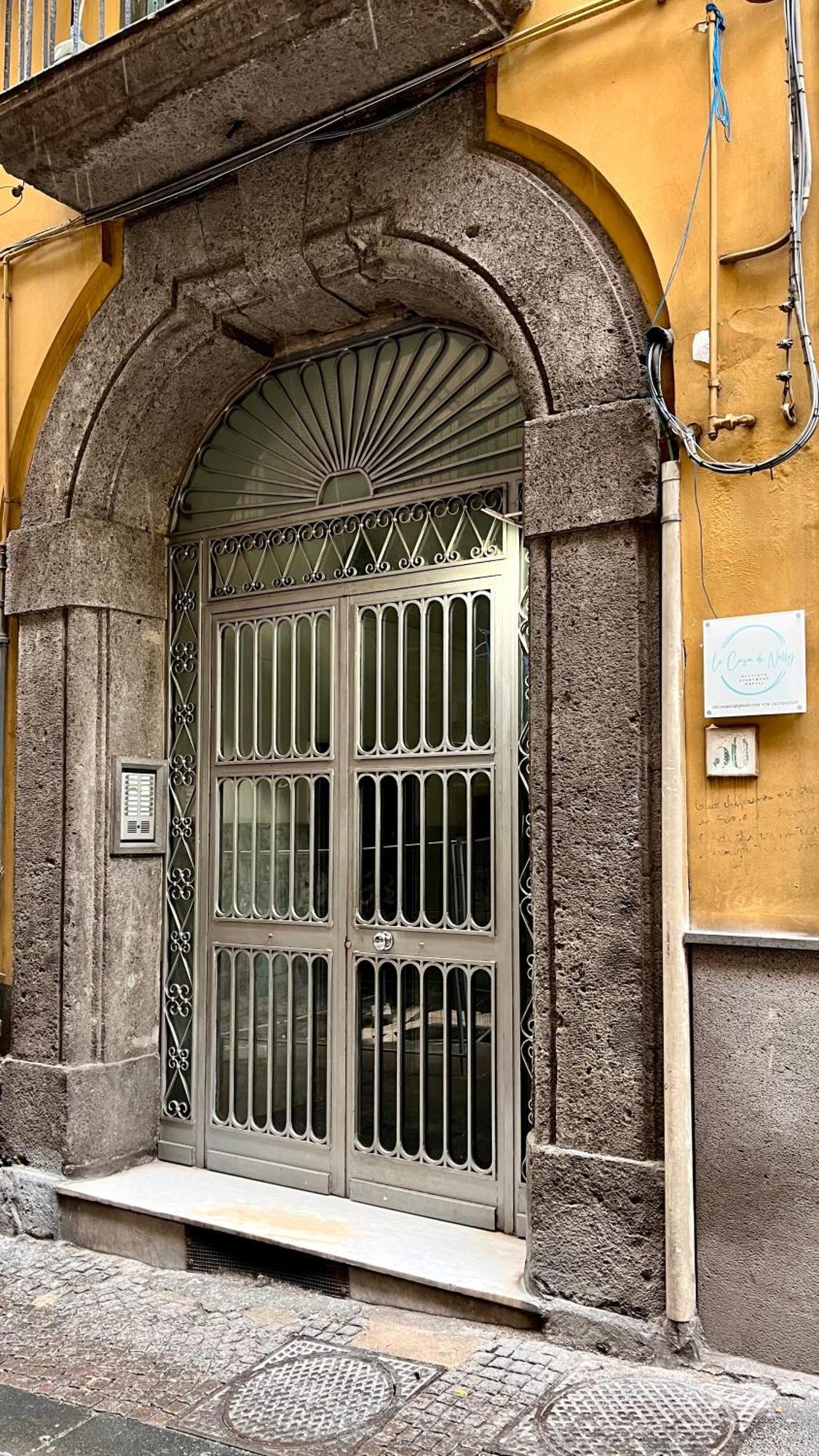 La Casa Di Nelly Boutique Apartment Napoli Buitenkant foto